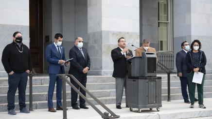 Asm. Ramos gives opening prayer on Capitol Steps