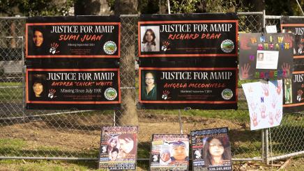 Signs recognizing victims