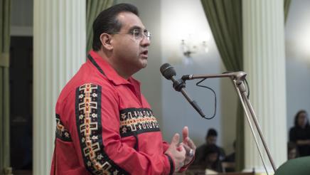 AB 433 Presentation on Assembly Floor